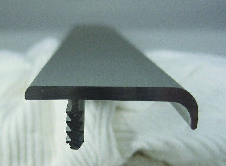 MB-Griffleiste Typ H, Aluminium eloxiert, L= 2500mm, B=34,5 mm, H=8,5 mm