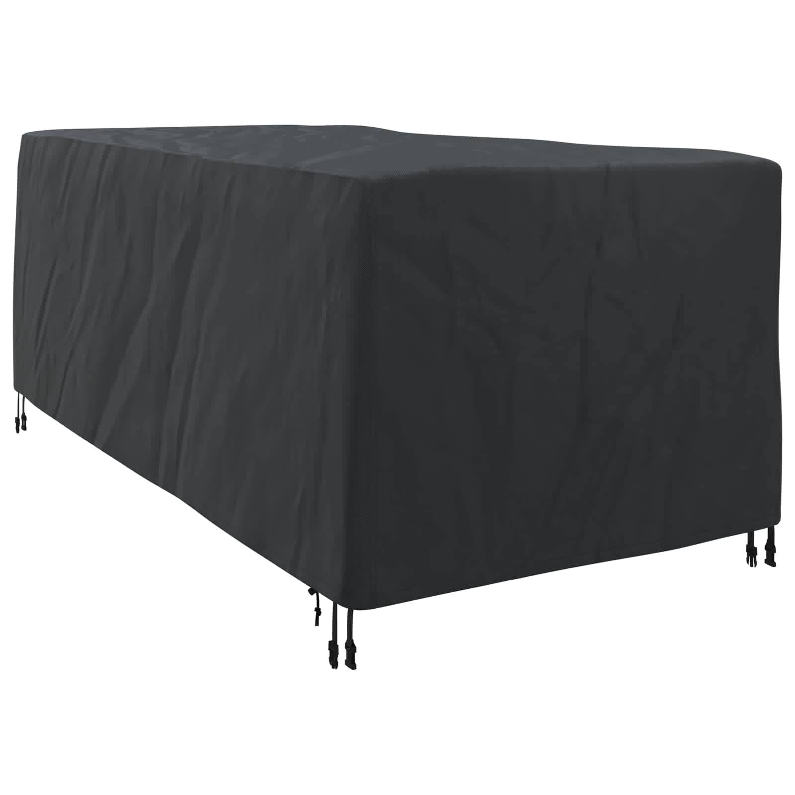 Eine große, schwarze, rechteckige Outdoor-Möbelabdeckung mit Bindebändern am unteren Rand zum Befestigen, entwickelt zum Schutz vor Witterungselementen.