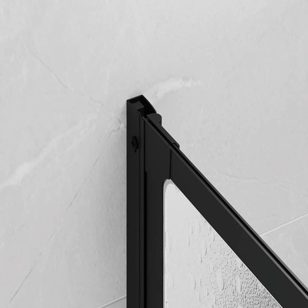 Das Bild zeigt eine Nahaufnahme eines schwarzen Duschentürscharniers, das an einer Wand befestigt ist und Details zu seinem Design und seiner Konstruktion veranschaulicht.