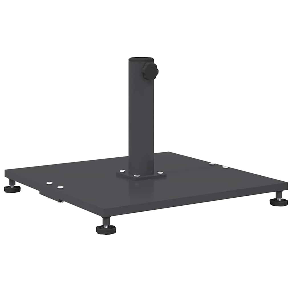 Eine schwarze quadratische Metallbasis mit einer aufrechten zylindrischen Stütze in der Mitte, ausgestattet mit fünf verstellbaren Nivellierfüßen an den Ecken und Seiten.