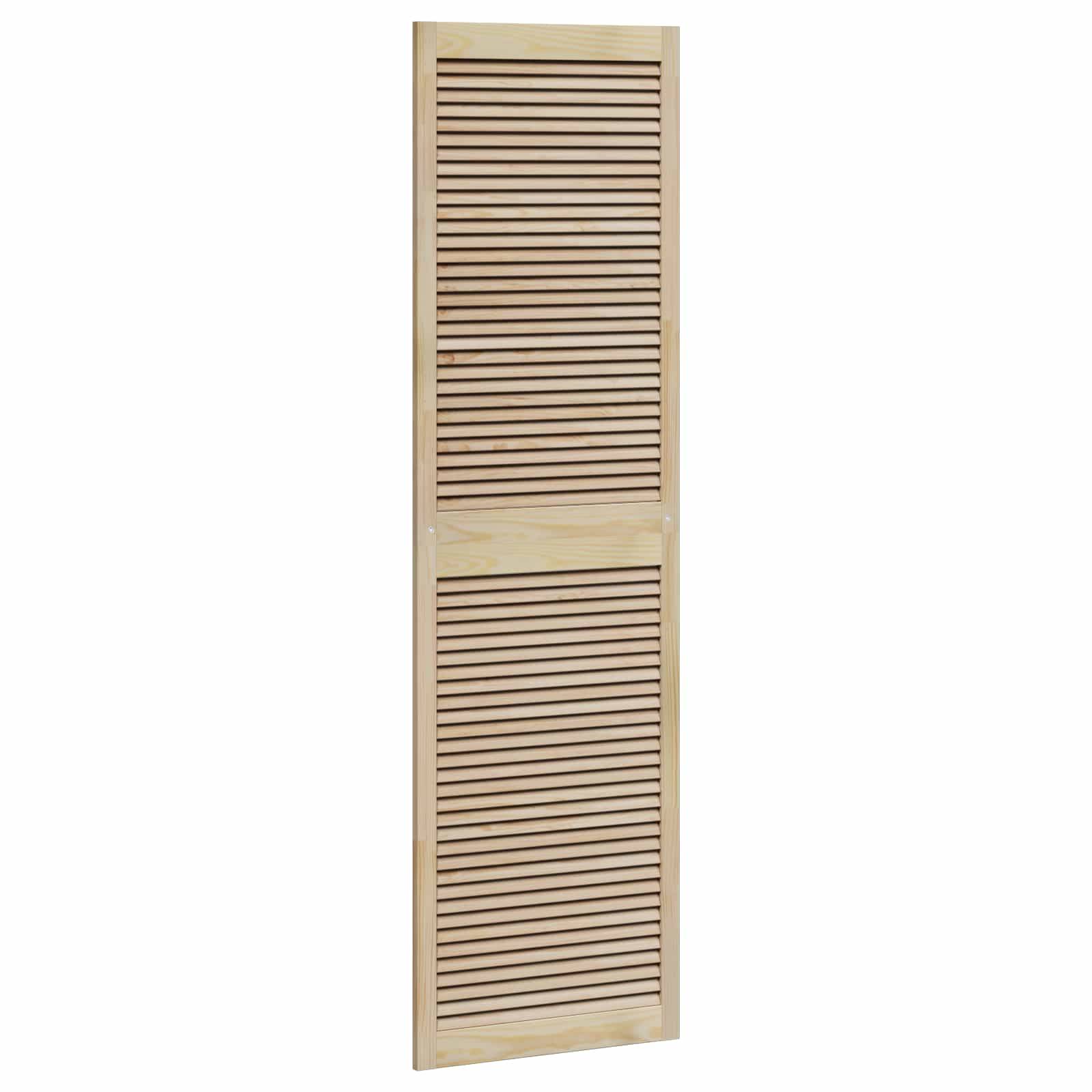 Eine Holztür mit Lamellen, horizontal gestreift und in zwei Felder unterteilt, die aufrecht gegen einen leeren Hintergrund steht.