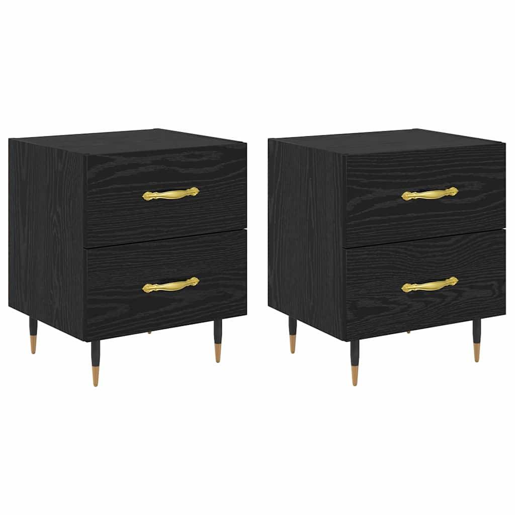 Zwei schwarze Holznachttische mit je zwei Schubladen, ausgestattet mit goldenen Griffen und goldfarbenen Beinen, nebeneinander präsentiert.