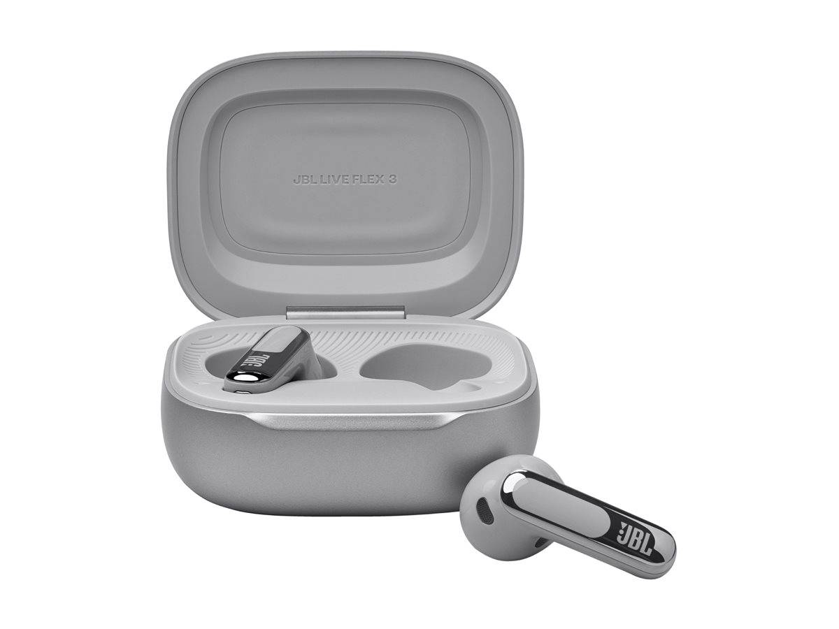 Silberne kabellose Kopfhörer mit einer passenden Ladehülle. Die Kopfhörer haben ein schlankes Design mit dem Markenlogo auf dem Bügel. Deckel der Hülle geöffnet.