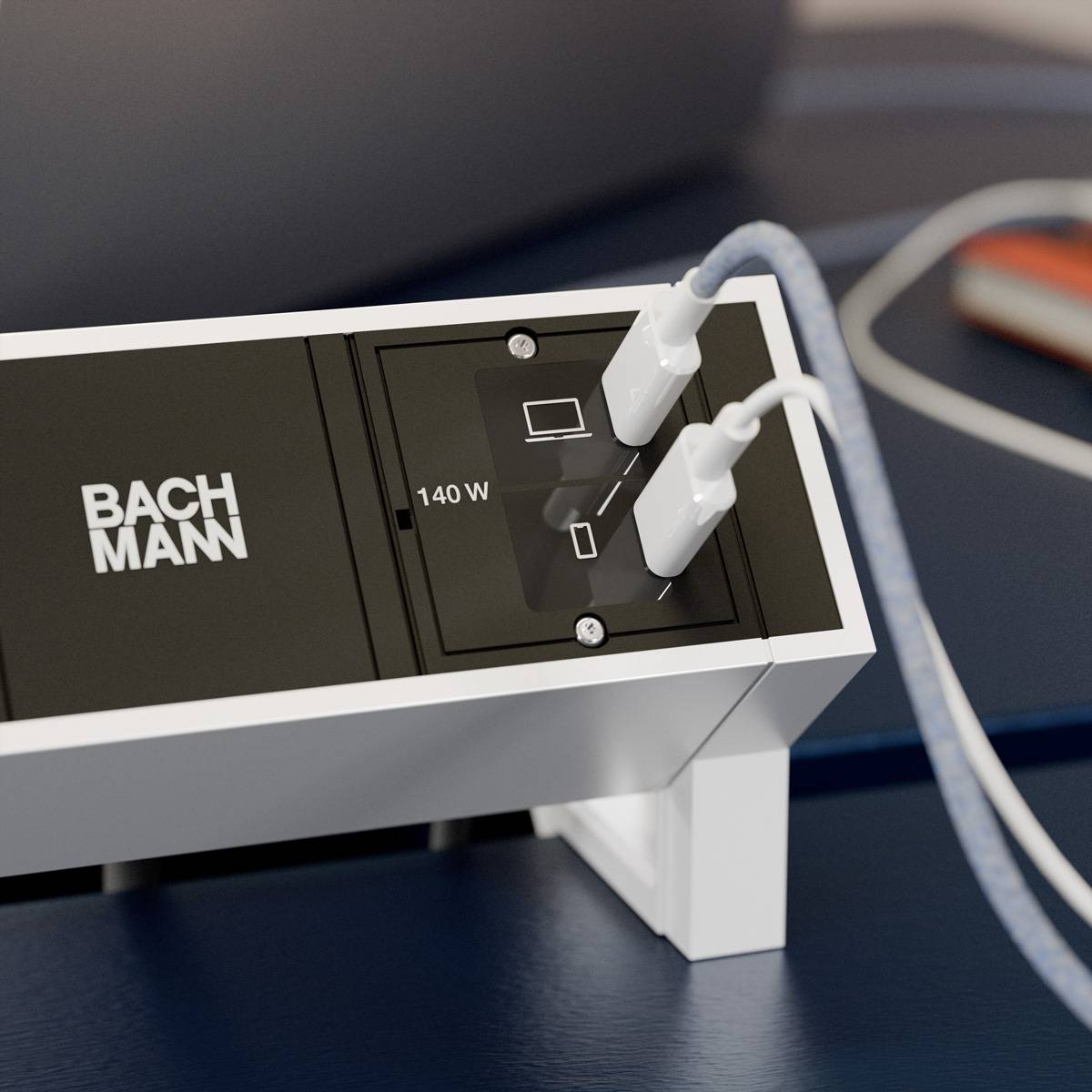 Eine Ladestation mit der Bezeichnung „Bachmann