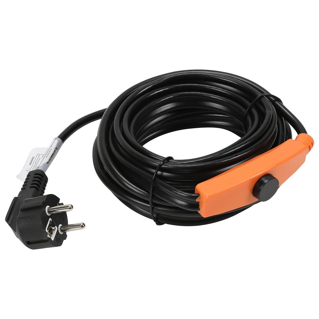 Schwarzes Stromverlängerungskabel aufgerollt mit europäischem Stecker und orangem Inline-Schalter auf weißem Hintergrund.