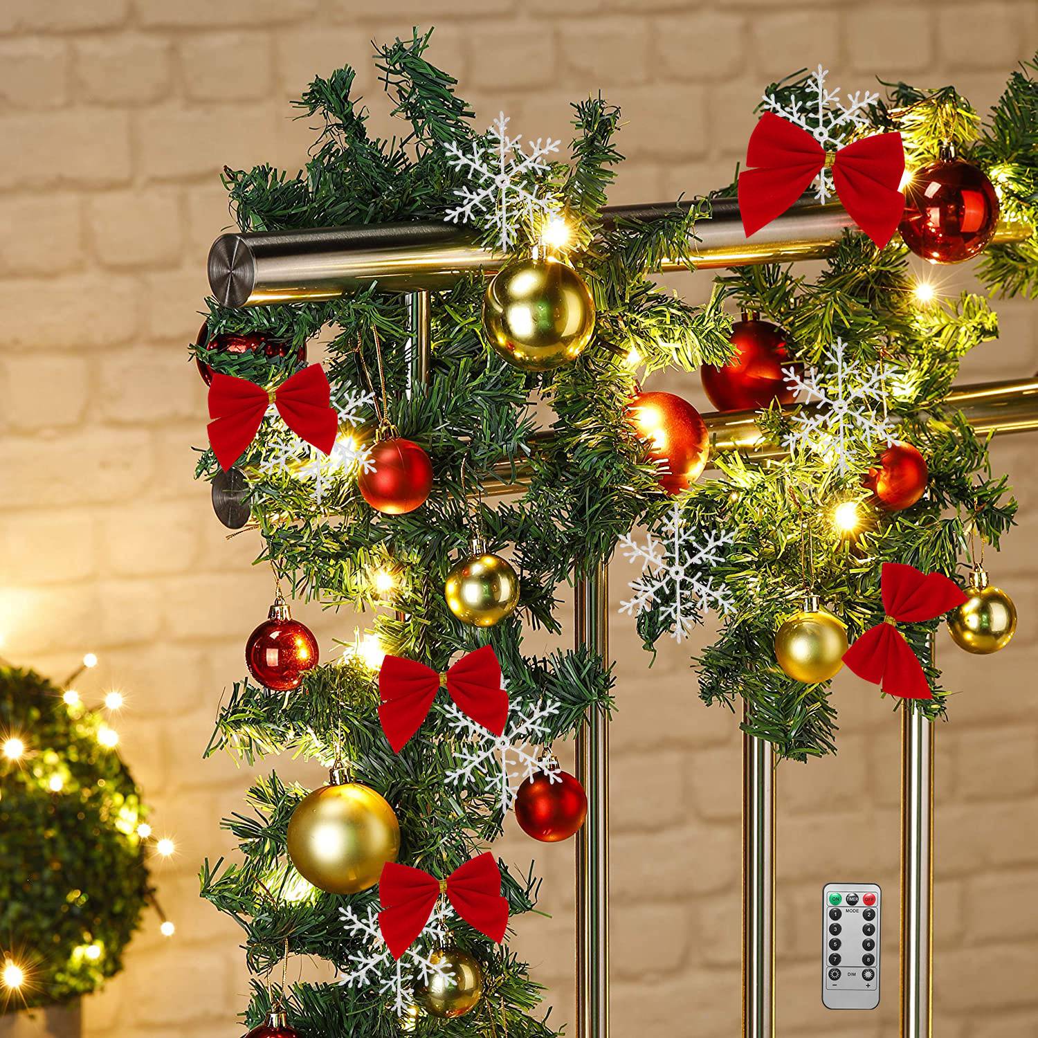 Weihnachtsgirlande mit Beleuchtung Lichterkette Deko 100 LEDs Innen Außen Grün 5M mit dekorativen mit Fernbedienung