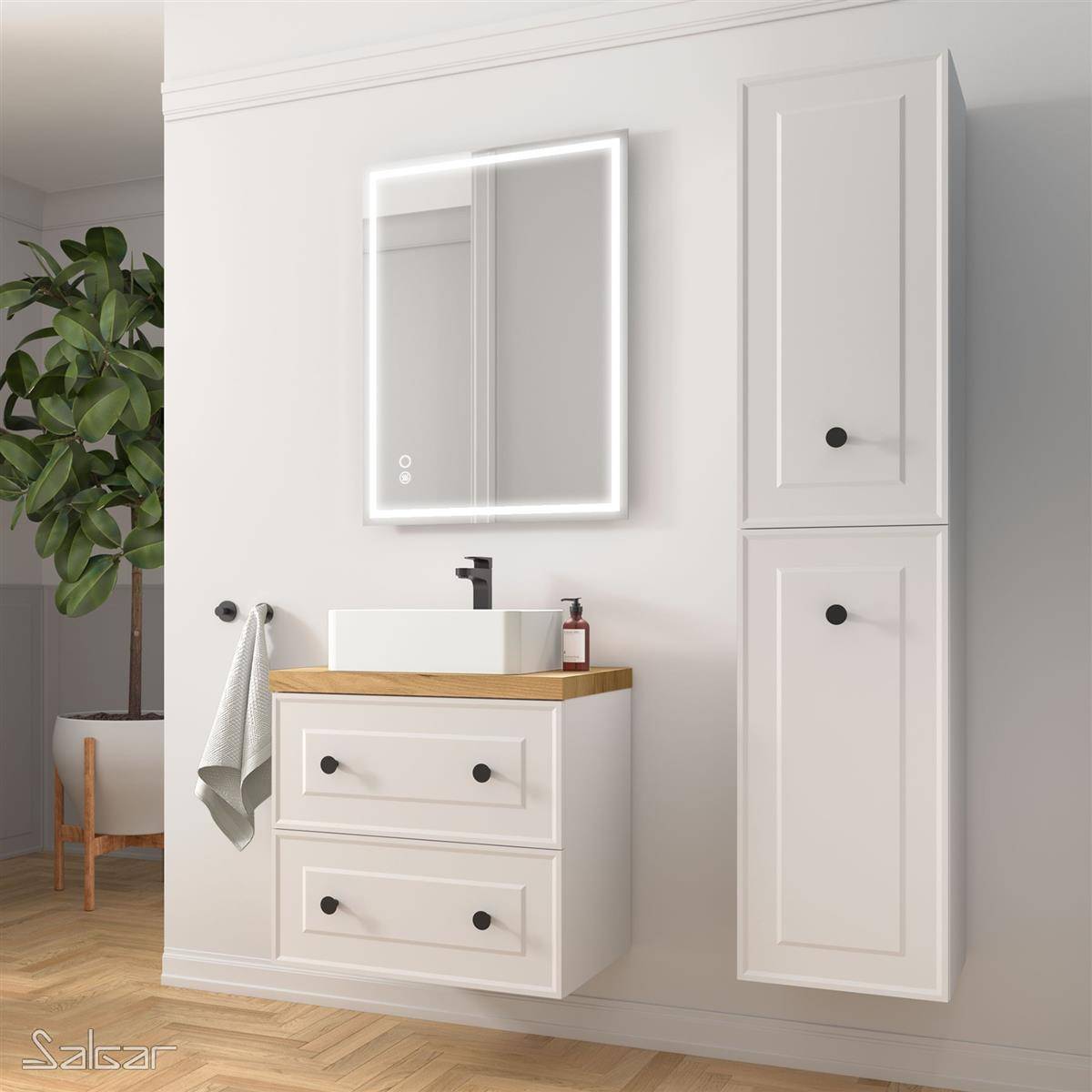 Modernes Badezimmer-Waschtisch mit weißen Schränken, Spiegel, Waschbecken und Wandspeicher, vor einer hellen Wand mit einer Pflanze in der Nähe.