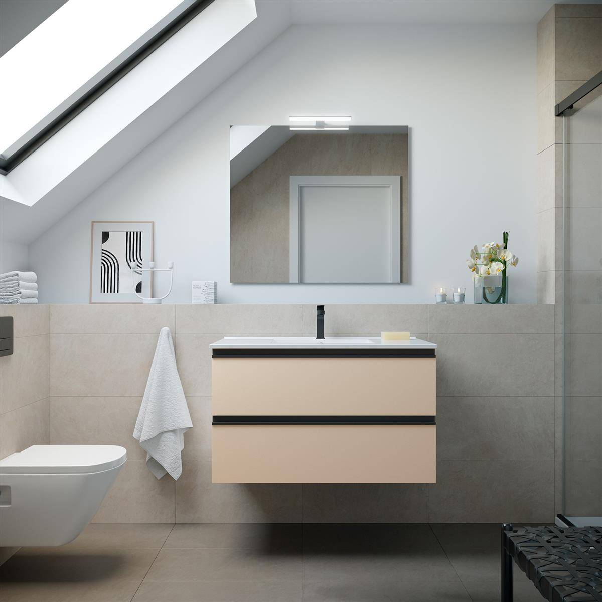 Modernes Badezimmer mit schwebendem beigem Waschtisch, Spiegel, Toilette, Dachfenster und gläserner Duschkabine.