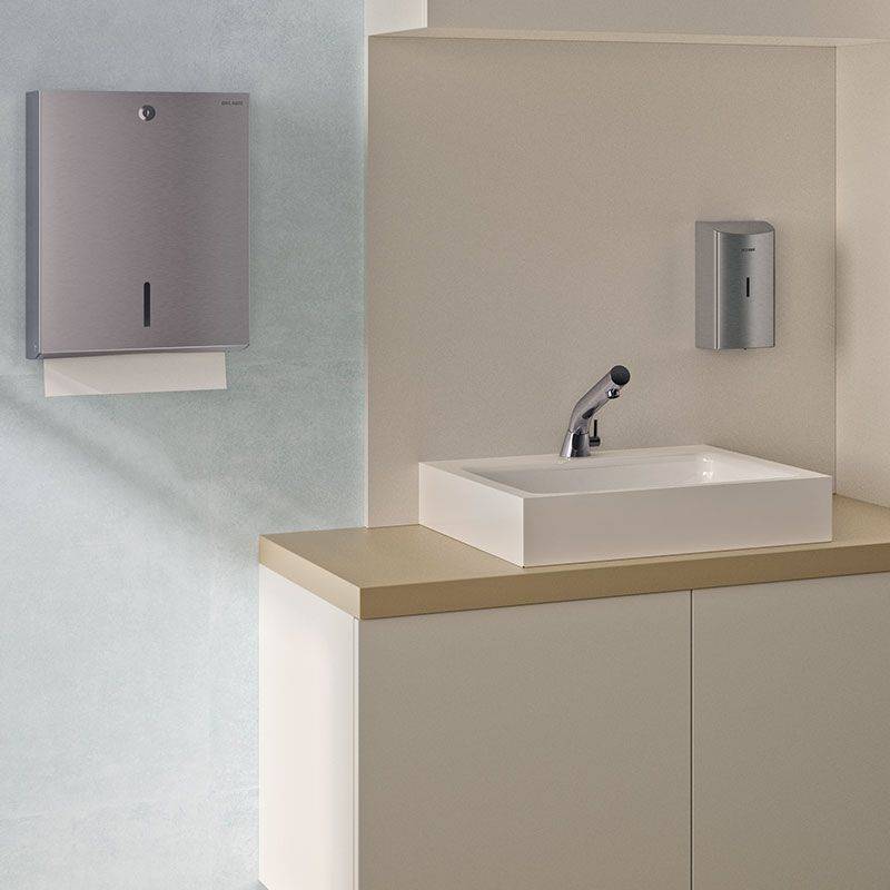 Delabie Elektron. Flüssigseifenspender 0,5l Edst. 1.4301 hgl.pol.