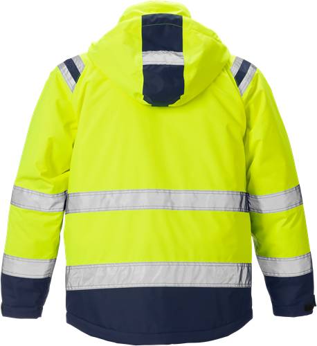 Eine leuchtend gelbe Warnschutzjacke mit reflektierenden silbernen und navy-blauen Streifen auf dem Rücken, mit Kapuze, entwickelt für Sicherheit bei schlechten Sichtbarkeitsbedingungen.