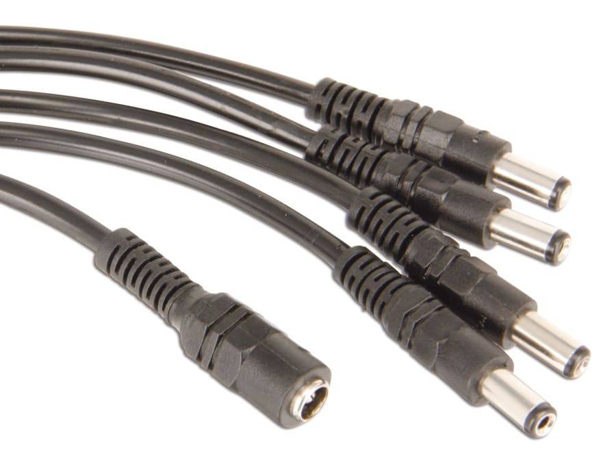 BLANKO Stromversorgungs-Verteilerkabel, 4-fach