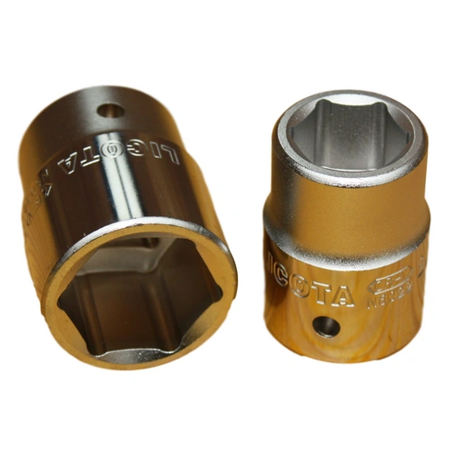 Stecknuss 1/2 Zoll, 18mm, für Knarre Ratsche, Cr-V Stecknuss 1/2 Zoll, 18mm, für Knarre Ratsche, Cr-V