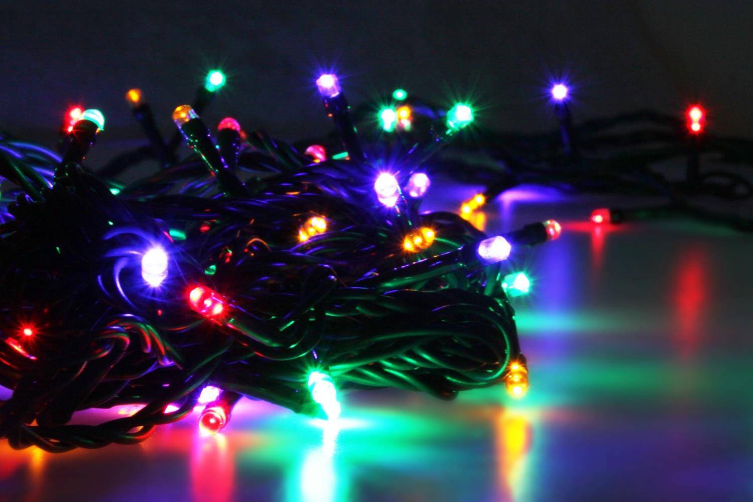 LED Universum LED Lichterkette RGB mit 100 LEDs
