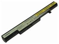Laptop-Akku mit langem schwarzem und silbernem rechteckigen Gehäuse, auf weißem Hintergrund dargestellt.