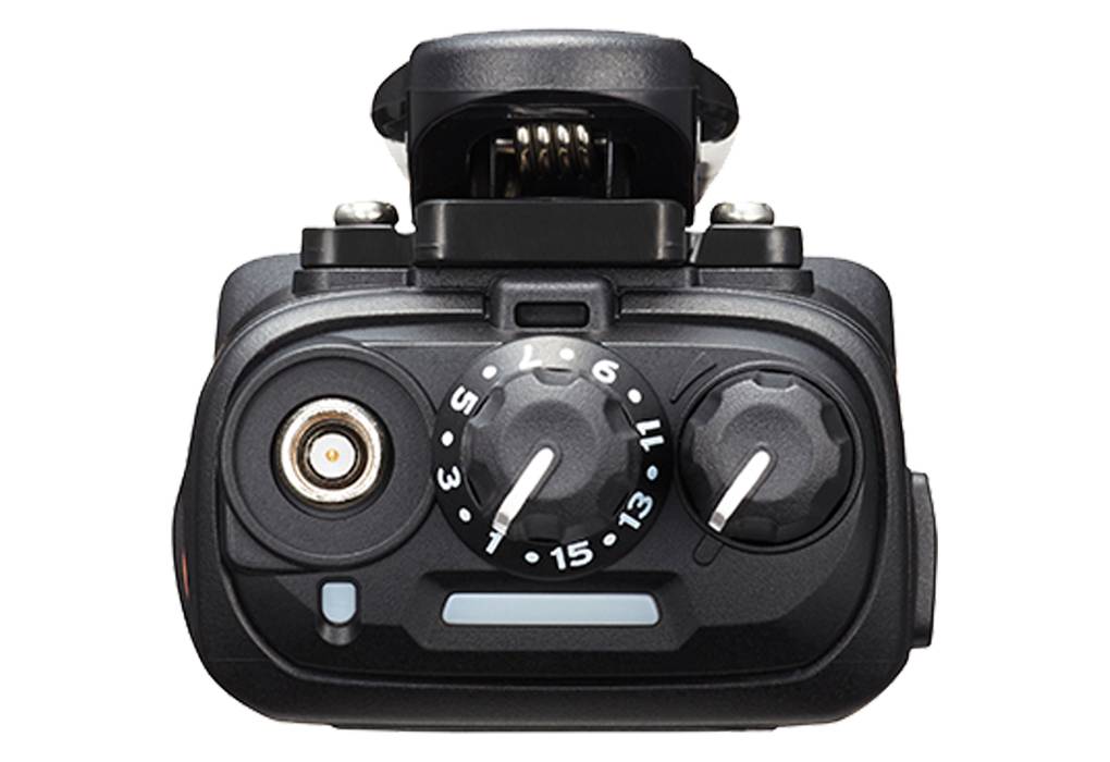 Kenwood - NX-3200E2 NEXEDGE/DMR/Analog Handfunkgerät mit Funktionstastatur, GPS und Bluetooth VHF