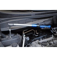 Drehmomentschlüssel mit Feinskala 4296003 Anzugswert 20 - 120 Nm Antriebsvierkant 3/8`` Länge 415 mm Skaleneinteilung 1 Drehmomentschlüssel mit Feinskala 4296003 Anzugswert 20 - 120 Nm Antriebsvierkant 3/8`` Länge 415 mm Skaleneinteilung 1