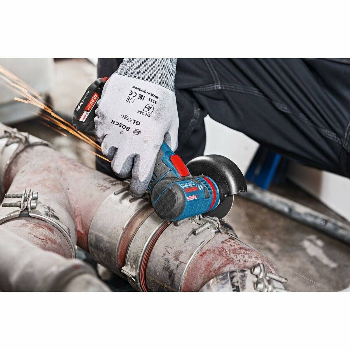 Bosch Akku-Winkelschleifer GWS 12V-76 Professional, 12Volt (blau/schwarz, 2x Li-Ionen Akku 3,0Ah, in L-BOXX)