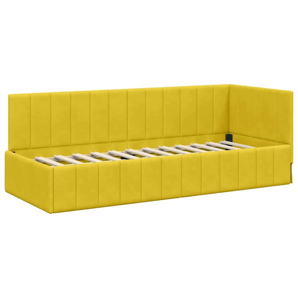 Ein modernes gelbes Polster-Tagesbett mit schlankem, minimalistischem Design, das vertikale Nahtdetails an der Rückenlehne und den Seitenflächen aufweist.