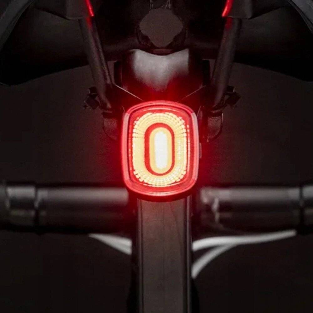 Rockbros Q2S LED-Fahrradrücklicht Smart Stop System + USB-C - USB-A Kabel Schwarz