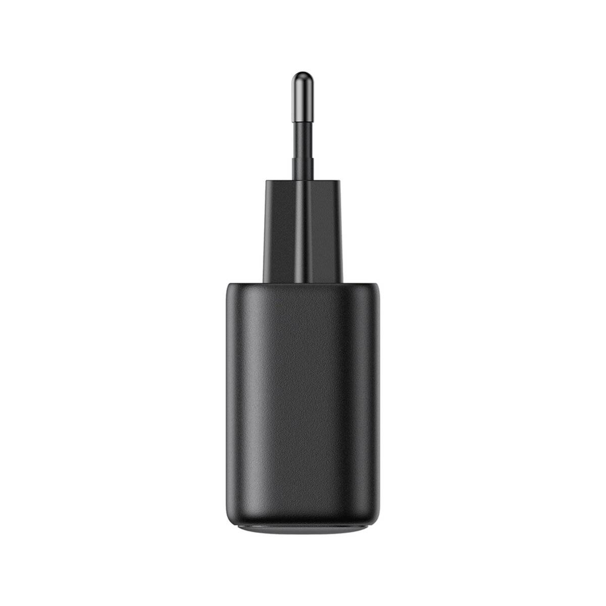 Ein schwarzer Steckeradapter mit einem einzelnen Stift, dargestellt vor einem weißen Hintergrund.
