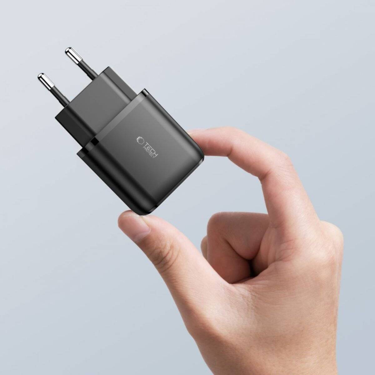 Tech-Protect C20W 20W USB-C / USB-A Schnellladegerät Schwarz