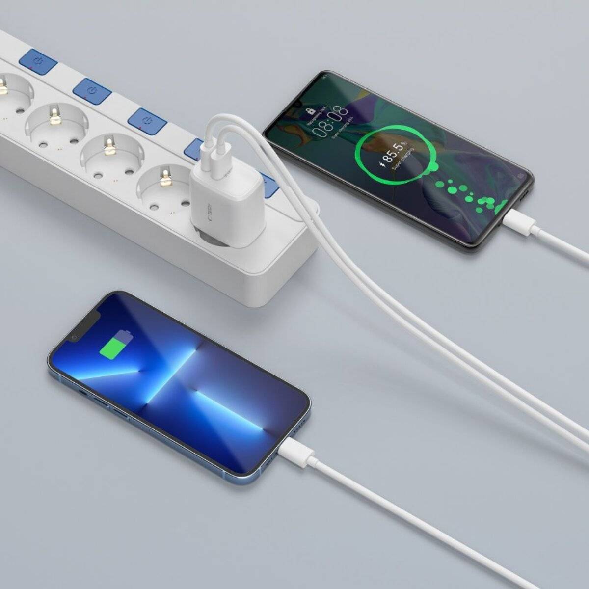 Tech-Protect C20W USB-C PD 20W / USB-A QC 3.0 Netzwerkladegerät USB-C-Kabel – Weiß
