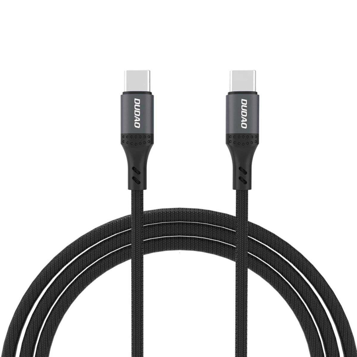 Ein aufgewickeltes schwarzes USB-C-Kabel mit Anschlüssen an jedem Ende, gekennzeichnet mit „DUDAO