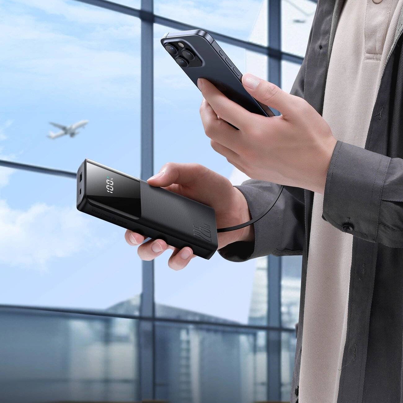 Joyroom JR-PBF19 22,5 W 10000 mAh Powerbank zwei integrierten Kabeln – Schwarz