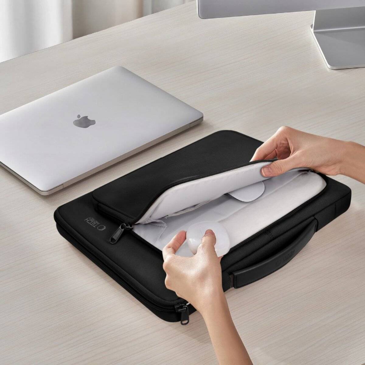 Tech-Protect Basic Tasche 13-14″ Laptop - schwarz