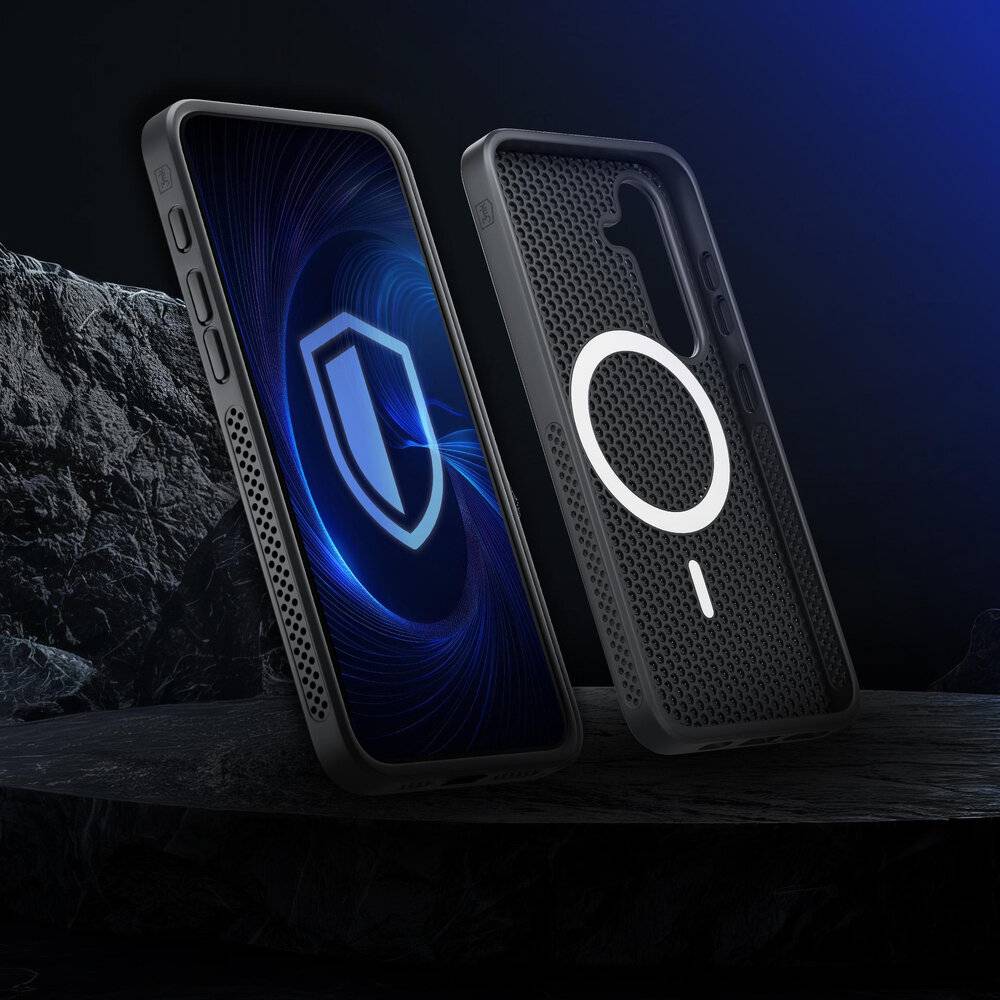 Ein robustes Handycase mit einem Schild-Logo wird auf einer felsigen Oberfläche präsentiert und unterstreicht seine Langlebigkeit und robuste Bauweise.