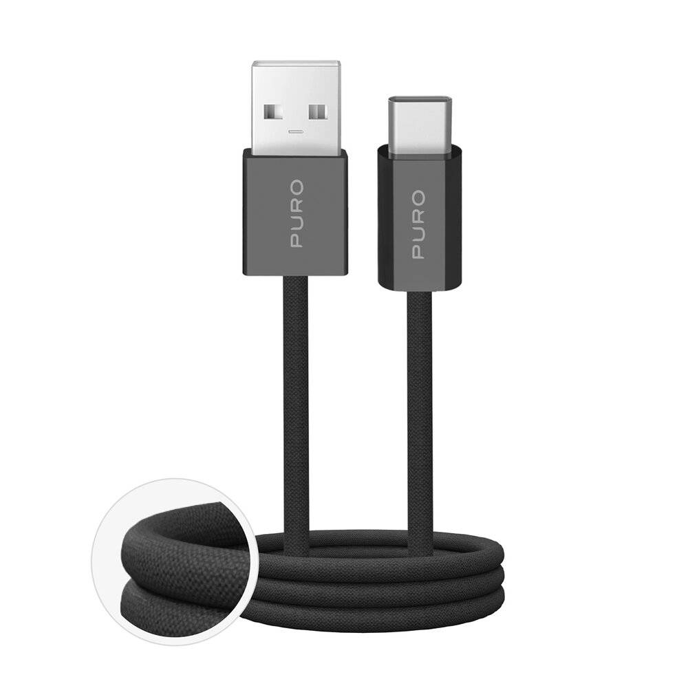 Ein schwarzes USB-C-Ladekabel mit einem USB-A-Anschluss auf der linken Seite und einem USB-C-Anschluss auf der rechten Seite, beide mit „PURO