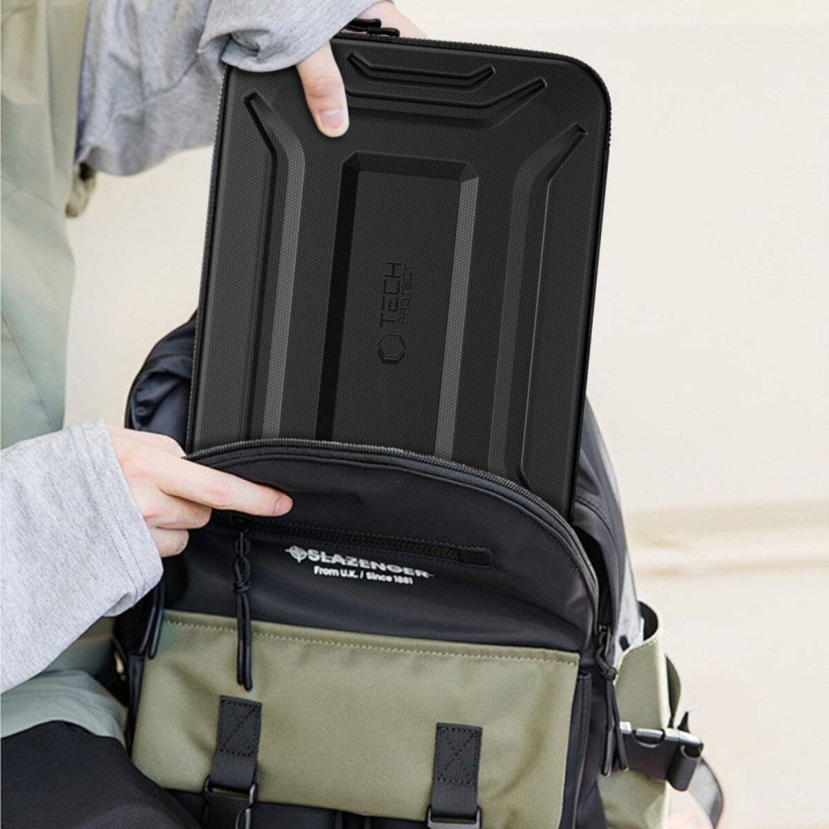 Tech-Protect Kevlar Pro Laptoptasche 13-14″ - Schwarz