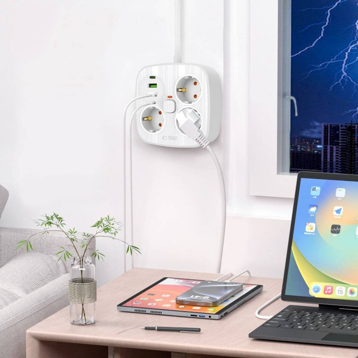 Ein Dual-Port-Autoladegerät mit USB-A- und USB-C-Anschlüssen, neben seiner Markenverpackung. Text: „CC03 75W 2-Port-Autoladegerät