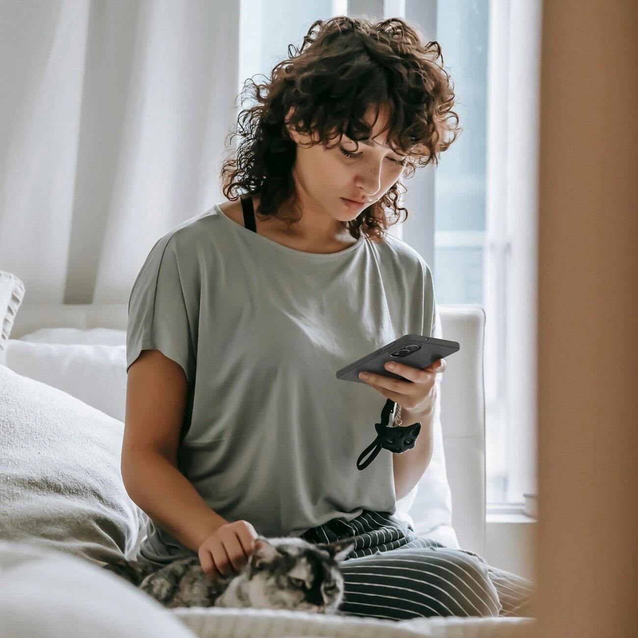 Spigen Liquid Air Case Samsung Galaxy S25 Edge - Grau