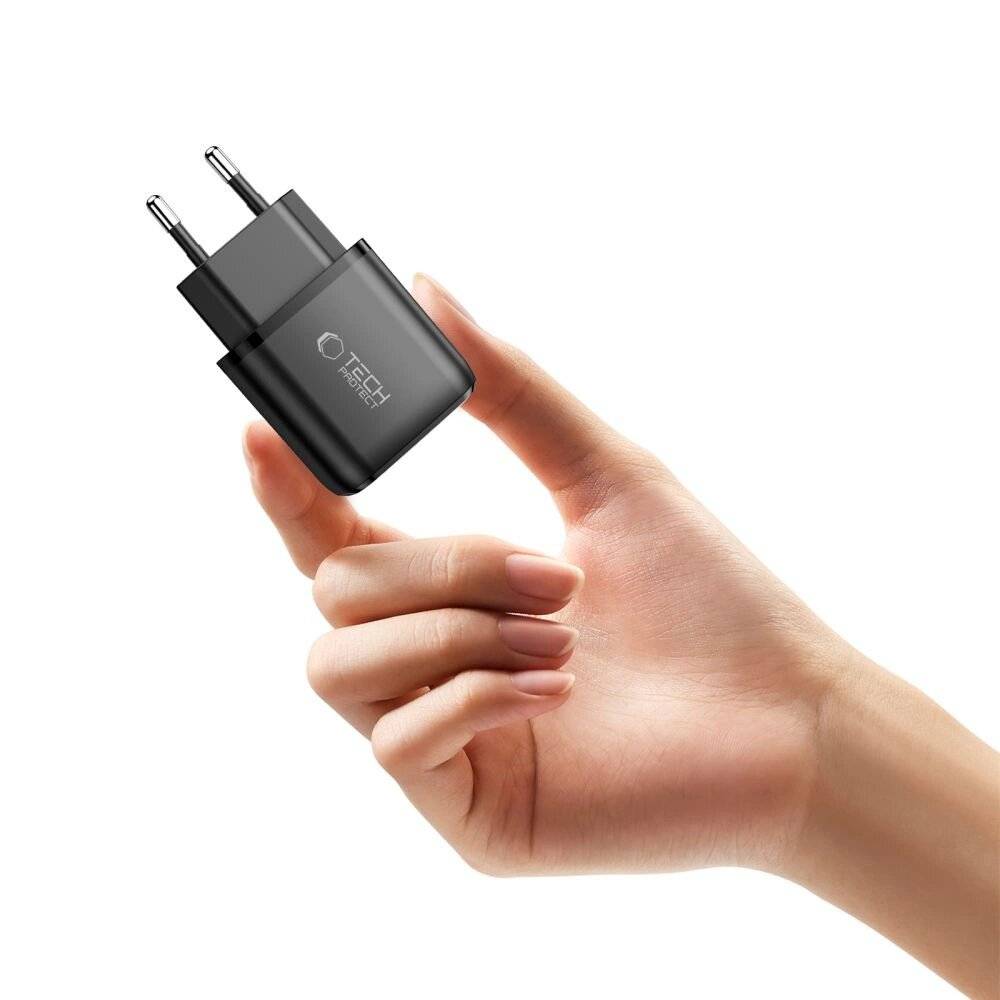 Tech-Protect NCA30 PD 30W / QC3.0 USB-A USB-C Wandladegerät - schwarz