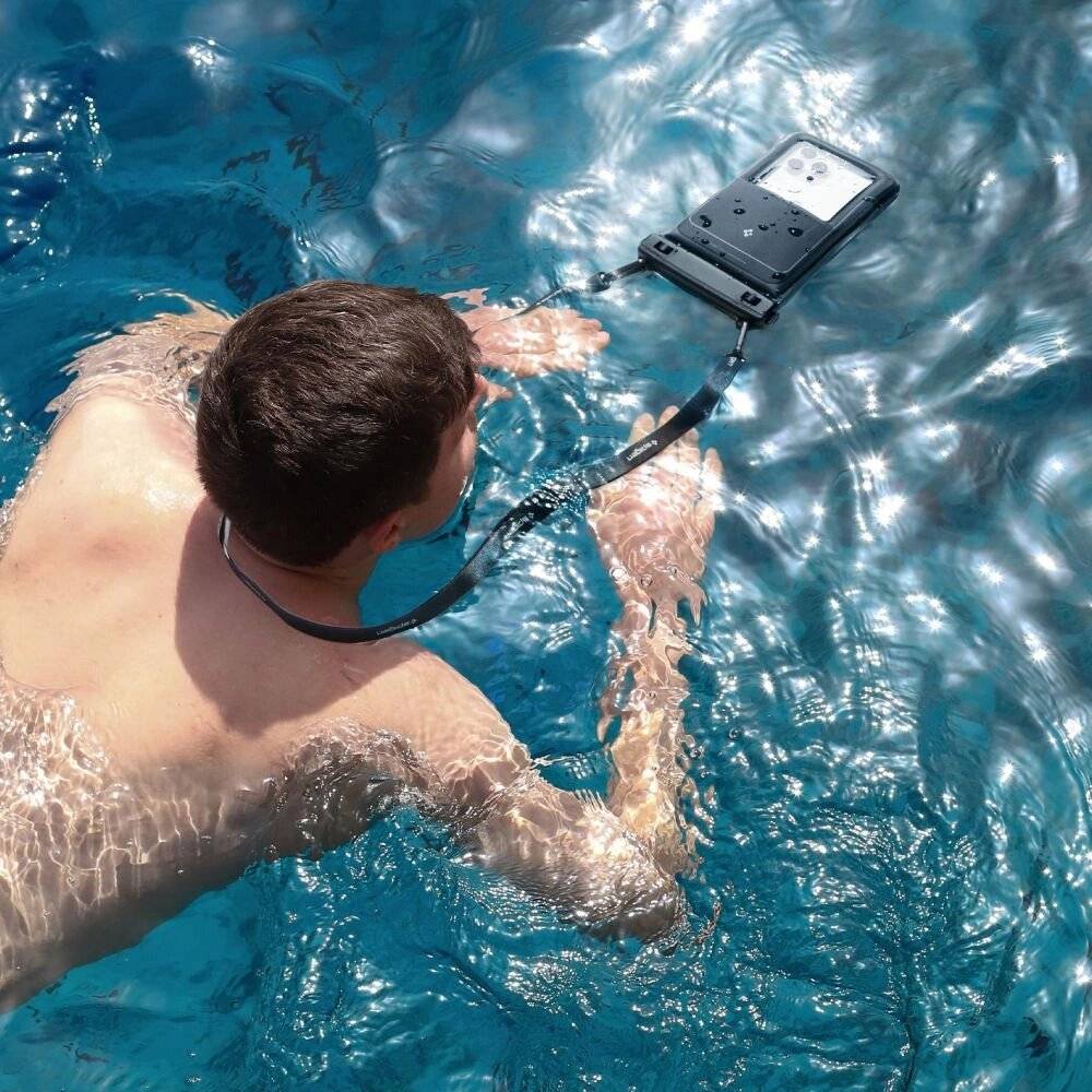 Spigen A611P 2er-Pack wasserdichte Hülle - Mattschwarz