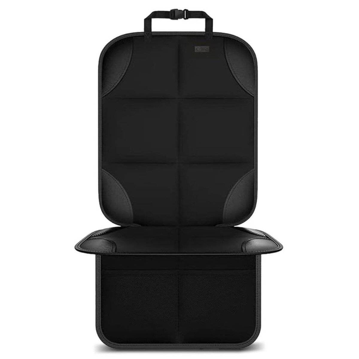 Ein schlanker, silberfarbener USB-C-Hub mit mehreren Anschlüssen, drei USB-Anschlüssen, HDMI, Kartensteckplätzen und einem USB-C-Anschluss an einem schwarzen Kabel.