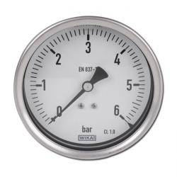 Ein rundes Manometer mit einer Nadel, die auf 0,5 bar zeigt, mit Zahlen von 0 bis 6 markiert, beschriftet mit 'EN 837-1' und 'WIKA'.