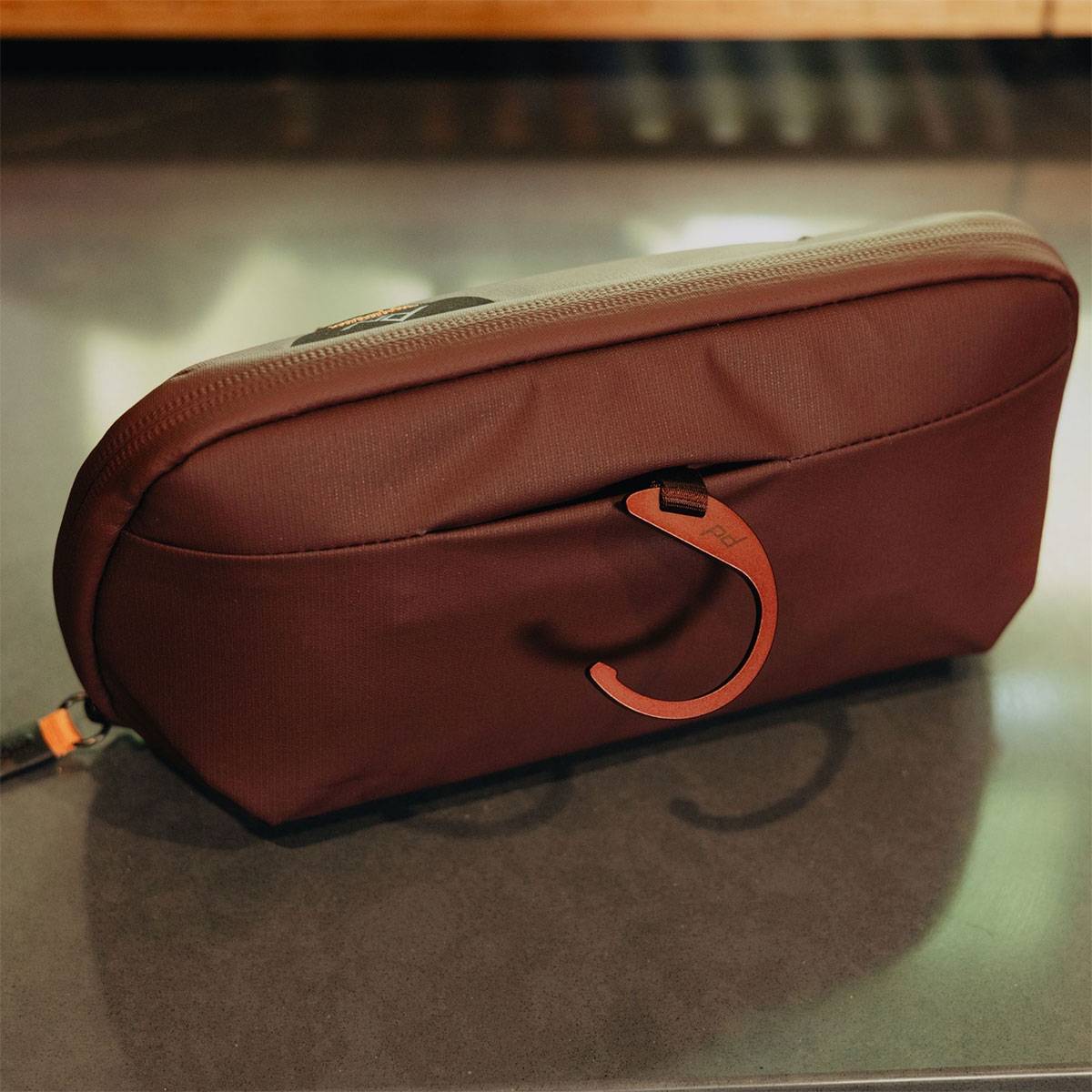 Peak Design Wash Pouch 1L Kosmetiktasche Small - Eclipse (Weinrot)