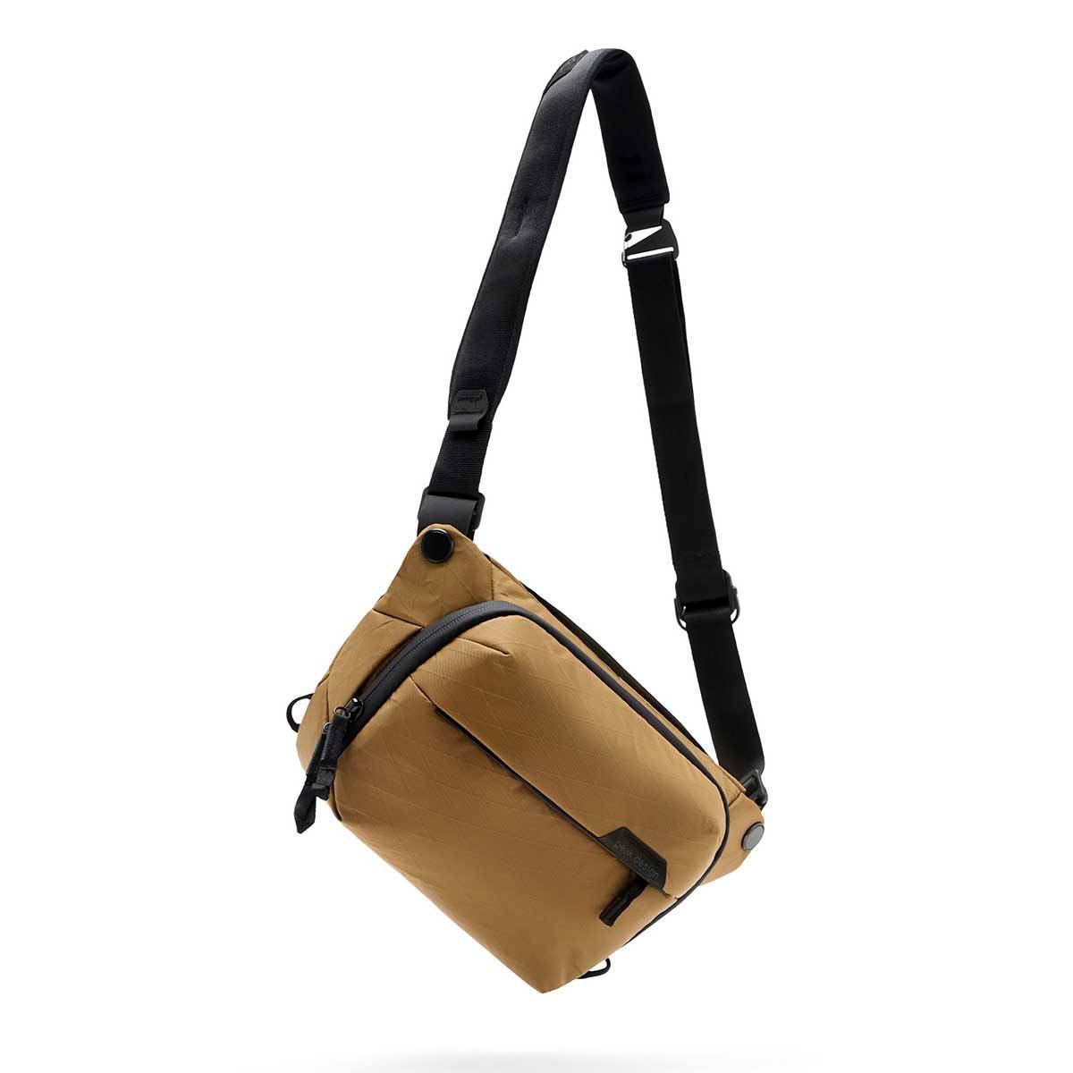 Peak Design Everyday Sling V2 3L Tasche - Coyote (Braun/Beige)