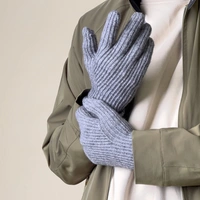 Geflochtene Telefonhandschuhe Aussparungen Finger – grau Geflochtene Telefonhandschuhe Aussparungen Finger – grau