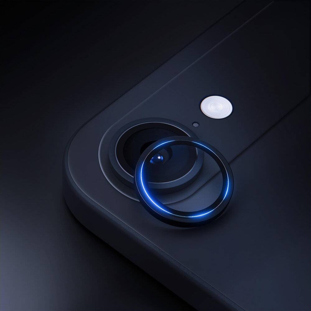 Nahaufnahme einer Smartphone-Kameraobjektiv mit einem leuchtenden blauen Ring, das schlankes Design und fortschrittliche Technologie präsentiert.