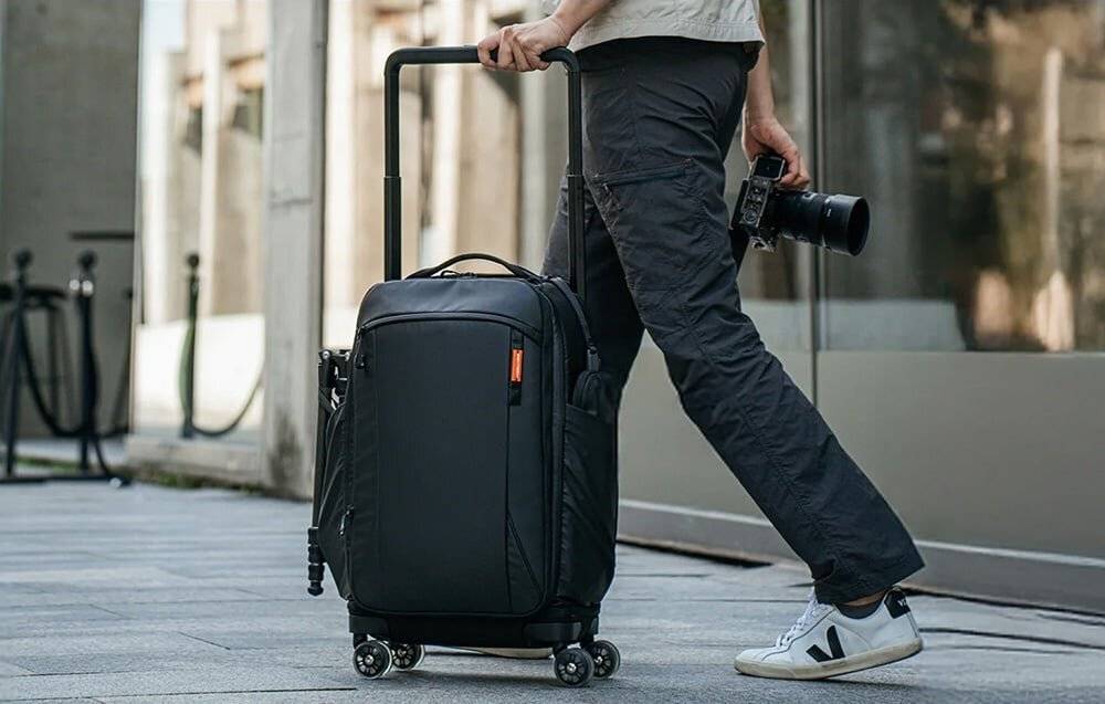 PGYTECH Rollenrucksack (schwarz)