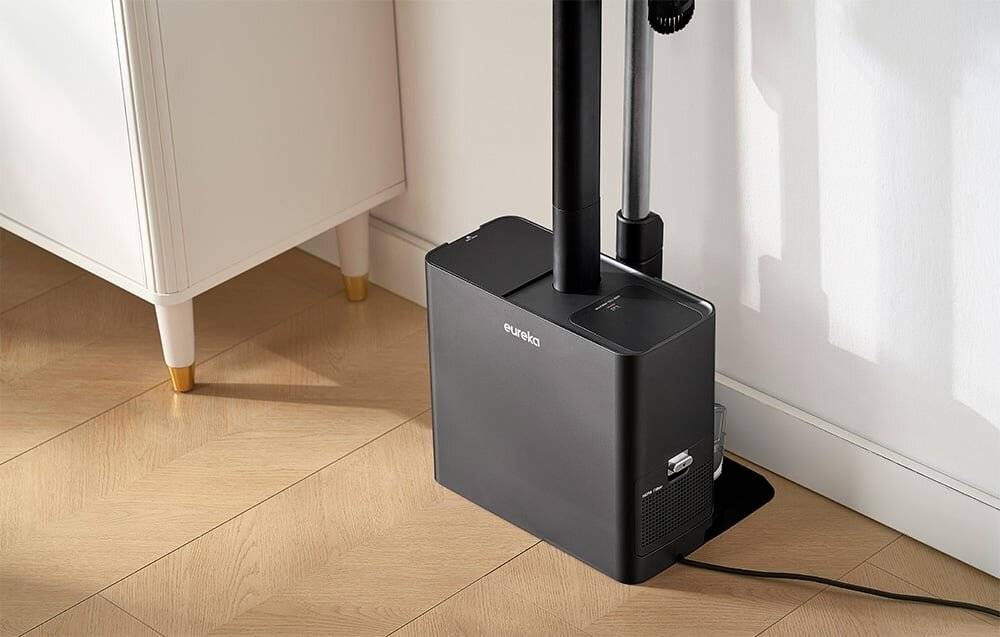 Bodenstaubsauger mit Entleerungsstation EUREKA Stylus Elite NEC490