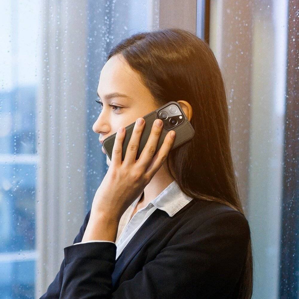 Dux Ducis Fino Hüllenhülle Nylonmaterial iPhone 13 Pro grün