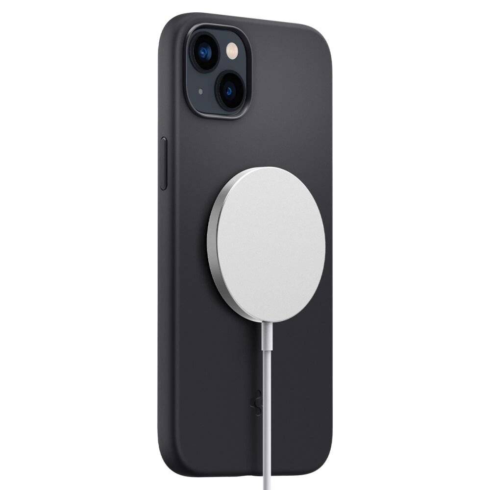 Spigen Silicone Fit Mag Hülle MagSafe iPhone 14 Plus – Schwarz