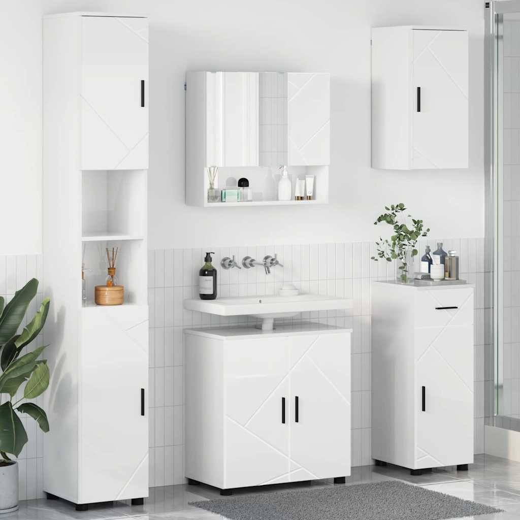 Ein modernes Badezimmer mit weißen Schränken und einem Spiegel über einem Waschbecken. Die Schränke sind schlicht und minimalistisch, mit Pflanzen und Toilettenartikeln.