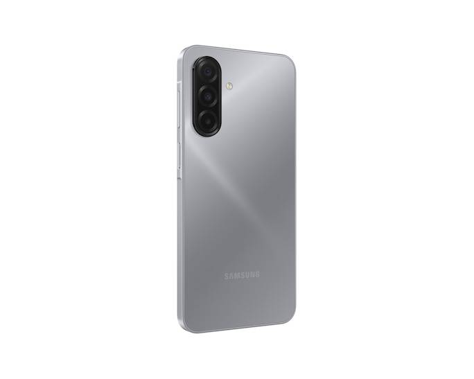 Silbernes Samsung-Smartphone von hinten gezeigt, mit vertikalem Dreifach-Kameramodul und minimalem Rückseiten-Logo auf weißem Hintergrund.