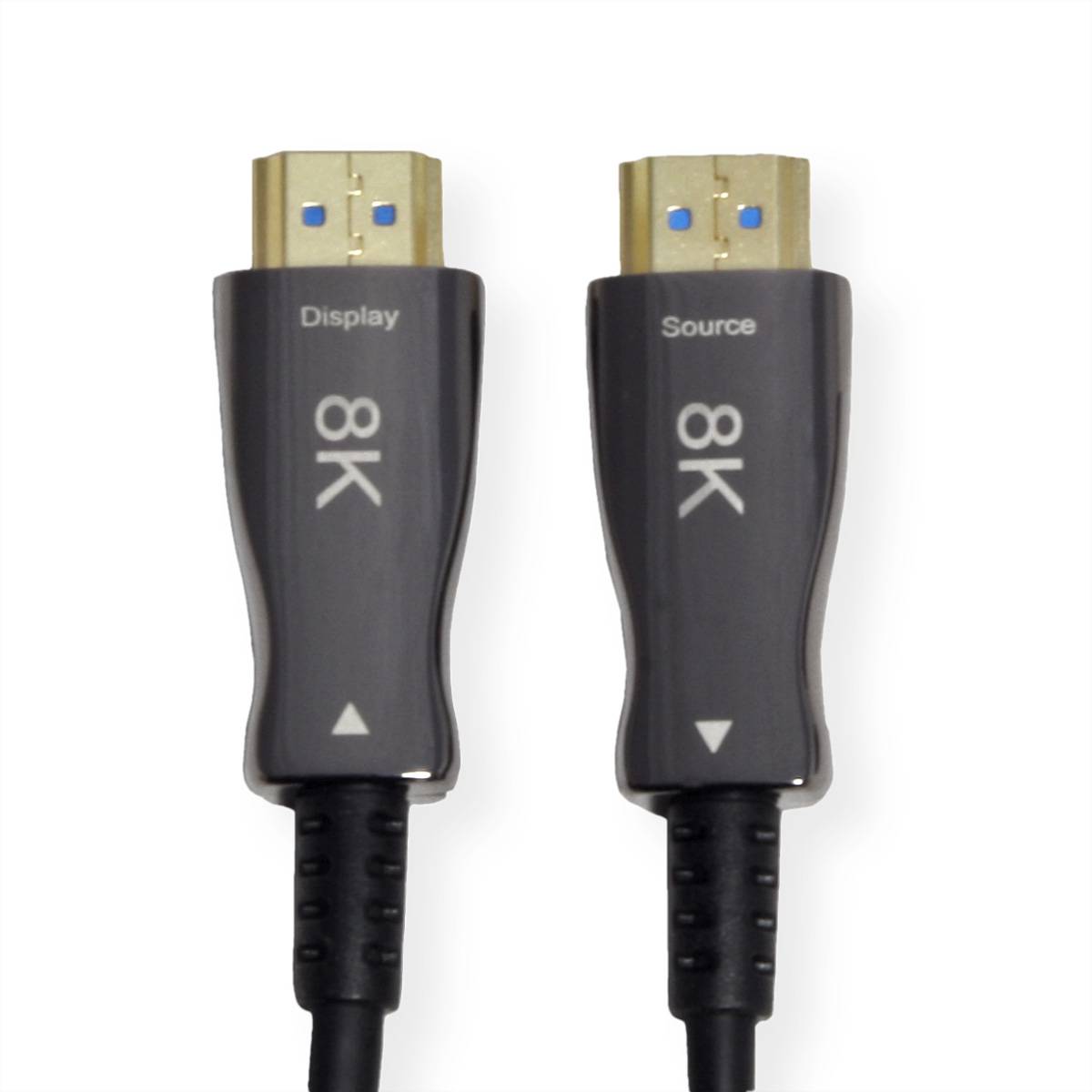 Zwei HDMI-Kabel mit der Bezeichnung „8K