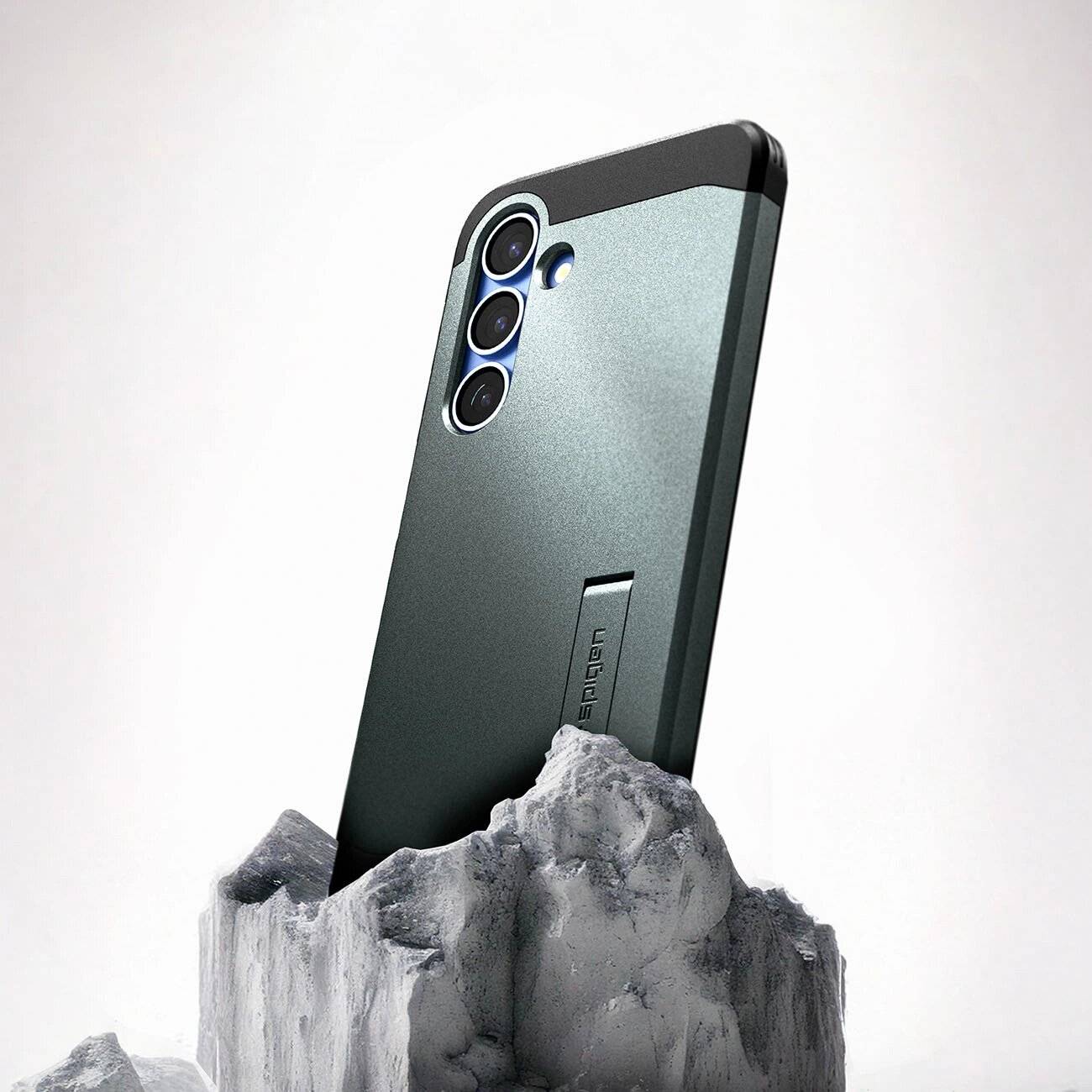 Spigen Tough Armor MagSafe Hülle Samsung Galaxy S25 – grün